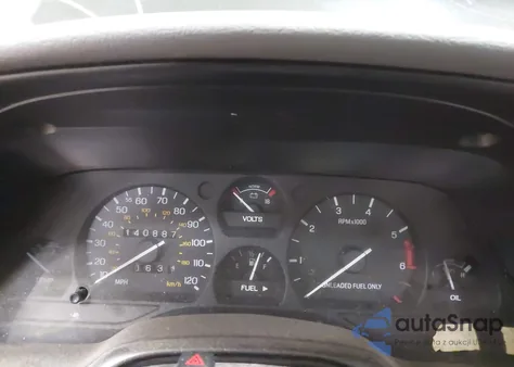 1996 Ford Thunderbird Lx из США, поврежденный, VIN 1FALP62WXTH176319